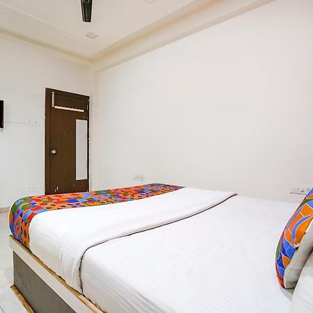 Fabexpress Sai Lodging - Nashik Railway Station Deolāli Dış mekan fotoğraf